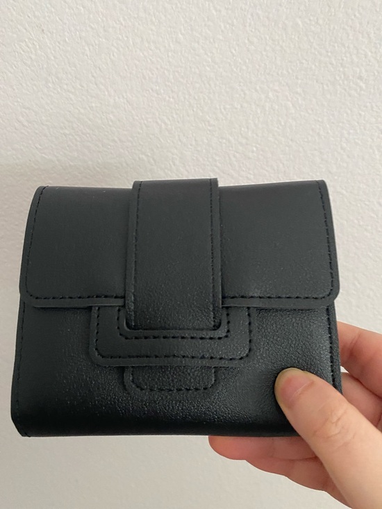 Handbags - Classic Black Leather Wallet - Unbranded